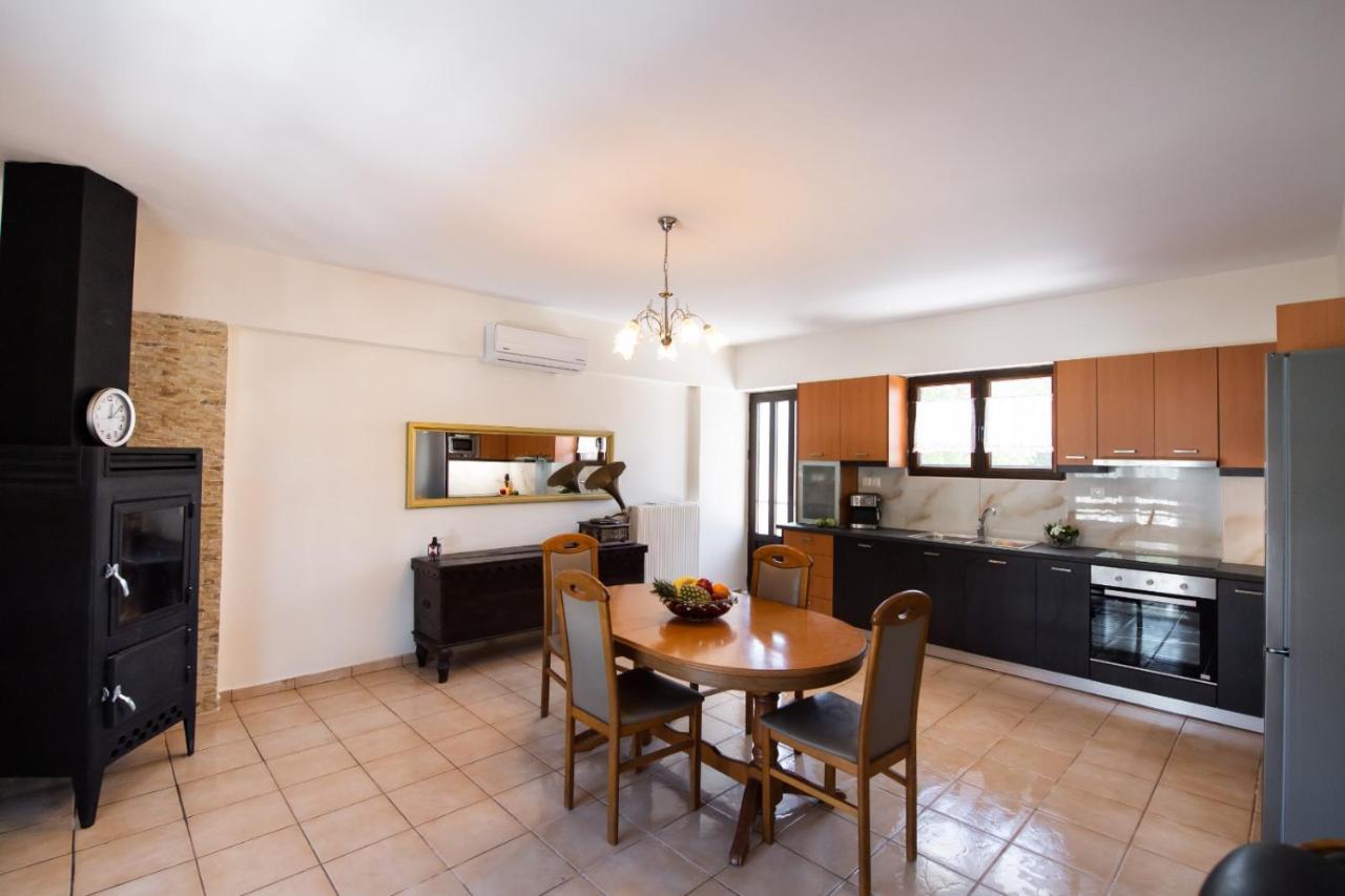 Irinis House Βίλα Komílion Εξωτερικό φωτογραφία